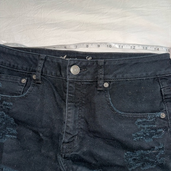 American Eagle Black High-Rise Denim Shorts Size 8 - Picture 6 of 7
